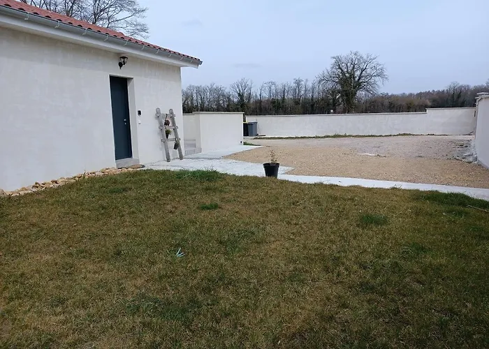 Petite maison chaleureuse